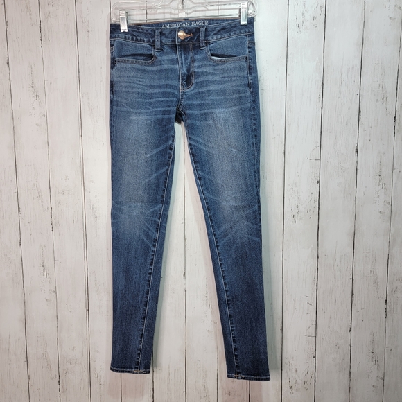 American Eagle Outfitter AEO Jeans Women's Size 2 Jegging Super Stretch. - Picture 1 of 9